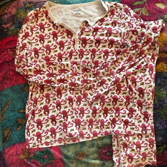 Roller Rabbit Pink Monkey Print Long Sleeve Pajama Set - Picture 5 of 6